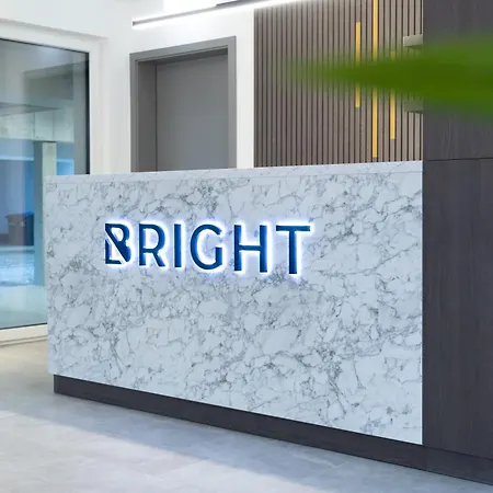 Bright Hotel apartamentowy 3*