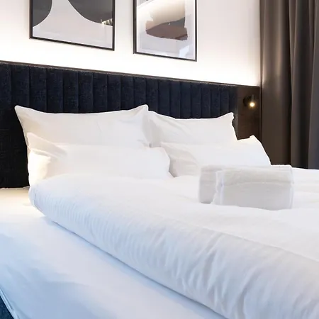 Hotel apartamentowy Bright