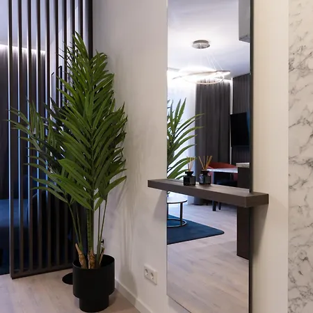 Aparthotel Bright - Neueroeffnung - New Opening Schloss Holte-Stukenbrock
