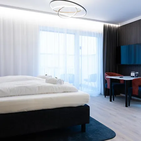 Hotel apartamentowy Bright