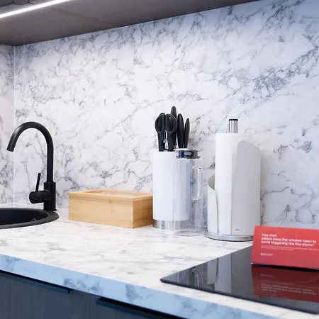 Aparthotel Bright - Neueroeffnung - New Opening Schloss Holte-Stukenbrock
