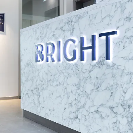 Aparthotel Bright - Neueroeffnung - New Opening Schloss Holte-Stukenbrock