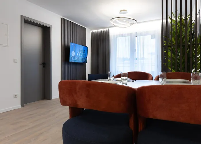 Apartahotel Bright 3*