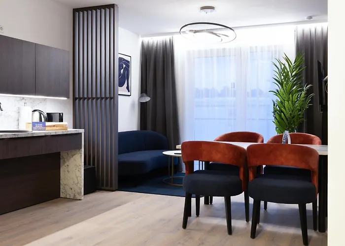 Apartahotel Bright 3*