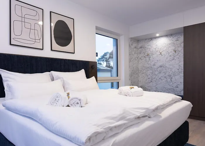 Bright Apartahotel 3*